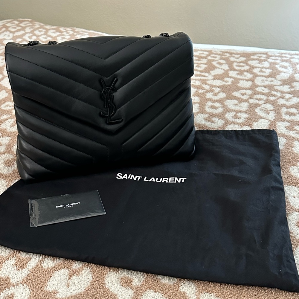 YSL Médium LouLou - All Black
